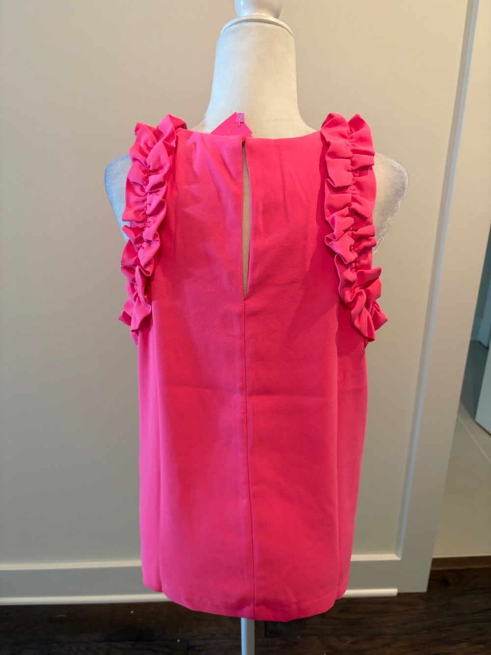 New With Tags Lilly Pulitzer Kailee Ruffle Sleeveless Too Sz M - Picture 4 of 8